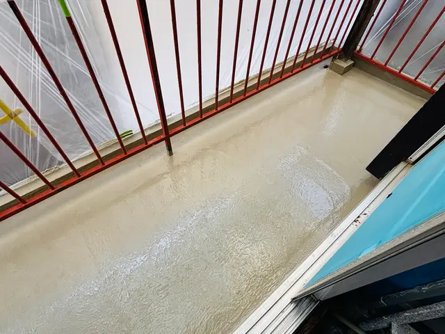 バルコニー防水工事サービスの画像