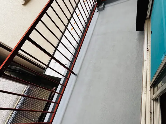 バルコニー防水工事サービスの画像