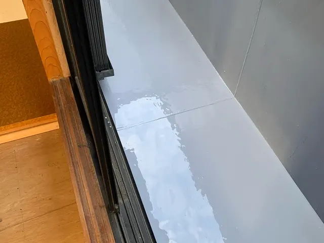 バルコニー防水工事サービスの画像