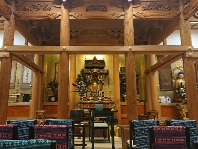 葬儀・法事・納骨・仏壇処分・墓じまい・納骨堂・永代供養、お気軽にご相談下さいサービスの画像