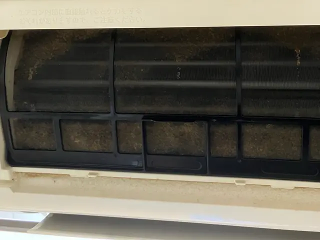 ☆ピカピカ☆年末年始の大掃除前に。電力削減、空気改善。クリーンな空間へサービスの画像