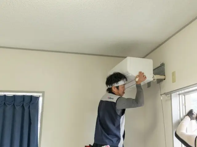 「頼んでよかった」の声が続く！丁寧・誠実なエアコン取り付けのプロサービスの画像