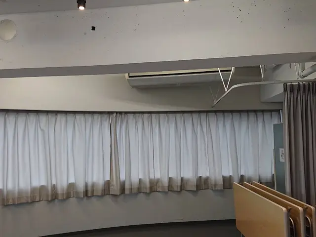 地元限定、格安料金！カーテンレール取付☆２か所目以降は1,500円/1ヶ所です。サービスの画像