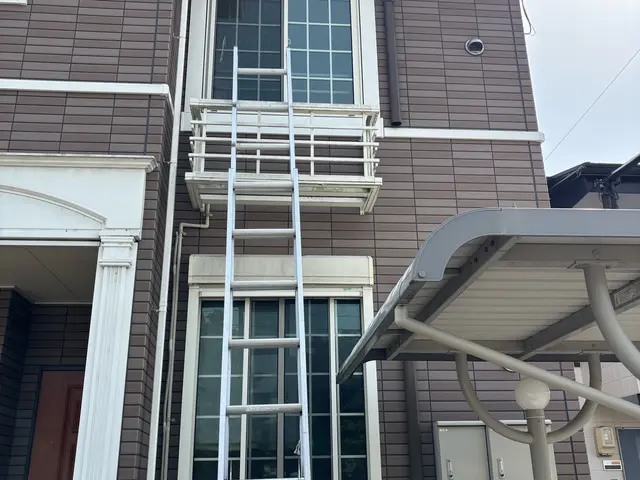 期間限定で値下げ中です！予約するなら今！エアコン取外し回収セットのサービスです。サービスの画像