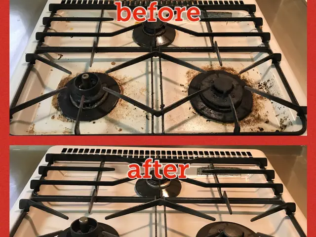五徳、シンクのこびり付いた汚れはお任せください！徹底的に取り除きますサービスの画像