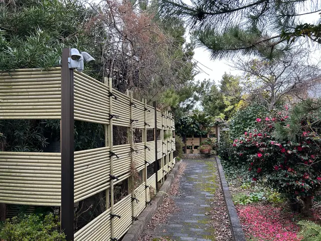 ☆お庭周りの植栽をコンパクトに、綺麗な印象に整えます☆サービスの画像