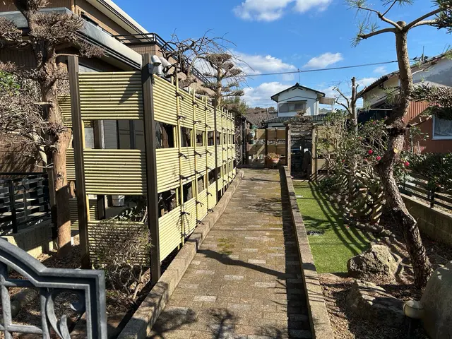 ☆お庭周りの植栽をコンパクトに、綺麗な印象に整えます☆サービスの画像