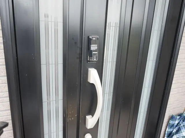 電子錠を当店で購入のお客様は割引特典有☆他社購入品でも「取付のみ」対応可能サービスの画像