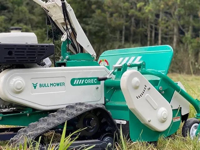 荒地・休耕地もOK！個人宅から広い土地の草刈り対応！(ハンマーナイフモア完備)サービスの画像