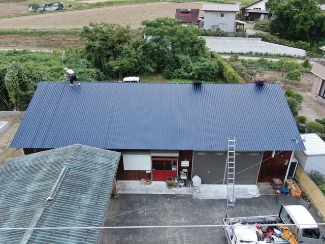 【業歴17年】年中無休！損保加入済！熟練のスタッフが職人目線でご提案・施工しますサービスの画像