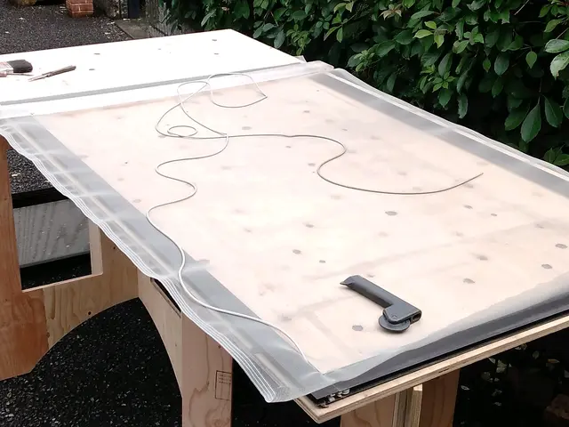 網戸張り替えを安く！即すぐできます。大サイズ、人気防虫24メッシ安！Pro的対応サービスの画像