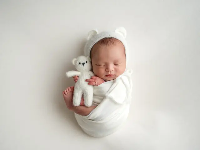 看護師ママカメラマンの安心ニューボーンフォト撮影［ご予約前にメッセージを◎］