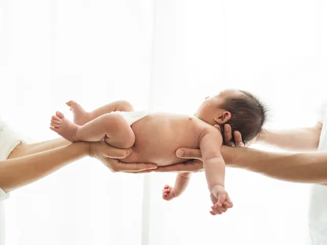 看護師ママカメラマンのとる安心安全なニューボーンフォト撮影