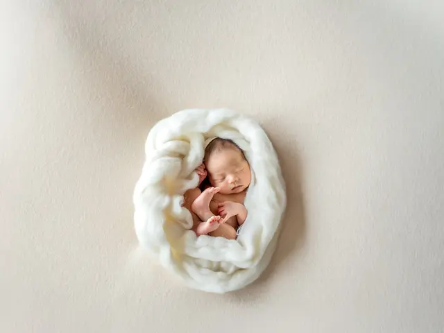 看護師ママカメラマンの安心ニューボーンフォト撮影［ご予約前にメッセージを◎］