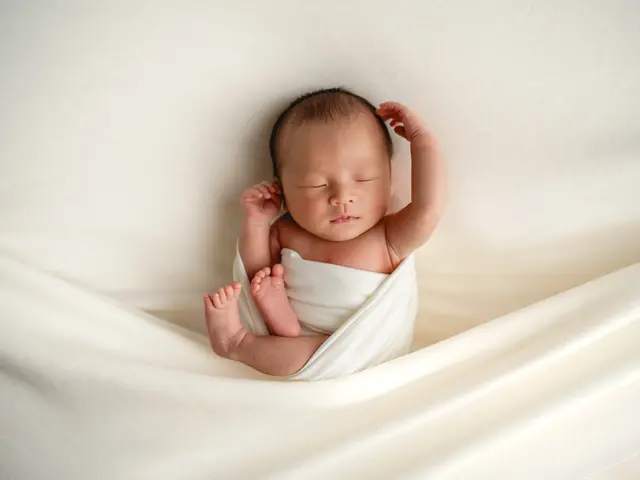 看護師ママカメラマンの安心ニューボーンフォト撮影［ご予約前にメッセージを◎］