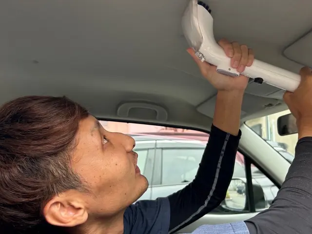 【愛車の車内クリーニング】1脚からの利用可能/気になる臭いもスッキリ解決サービスの画像