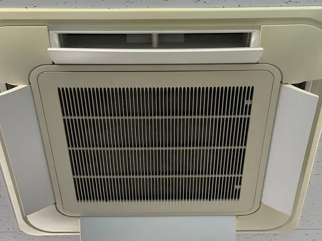 吹き出す風の臭いや、カビの汚れが気になる方は是非ご相談ください！サービスの画像