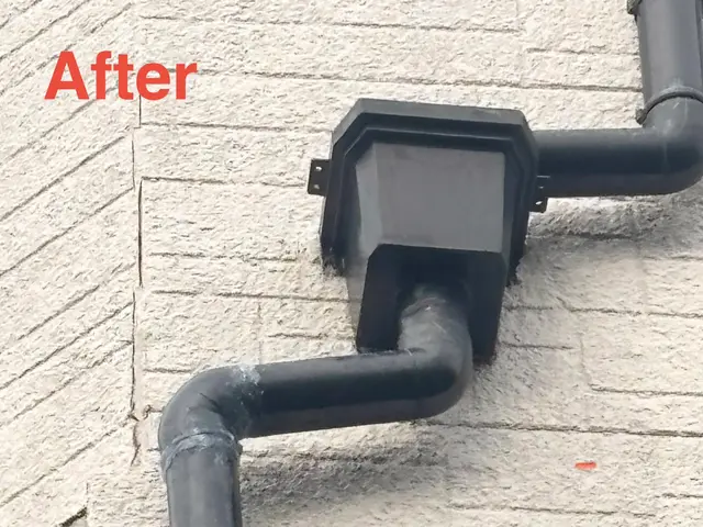 【雨樋掃除・修理清掃】雨樋の詰まり、高所も対応します。サービスの画像