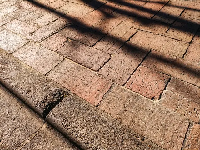 【口コミ賞受賞】インターロッキング・レンガ敷設・平板敷設お任せください！！サービスの画像