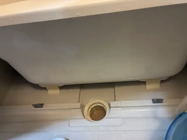 カビやピンク汚れなど徹底的にお掃除致します！サービスの画像