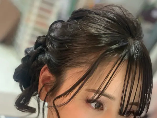 【業界歴20年以上】シーンに合わせたヘアメイクはお任せください