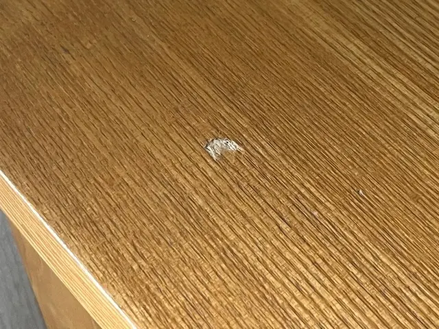 家具、什器、建具の表面補修いたします。持ち帰り無しで対応可。サービスの画像