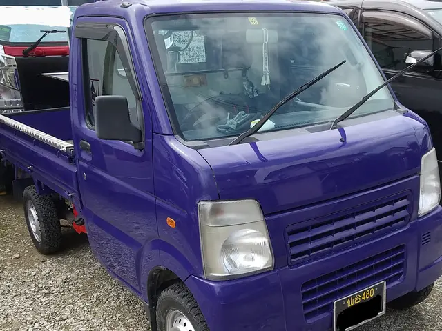 砂利敷き・各種砕石・青、黒、砂利・再生砕石、山砂販売サービスの画像