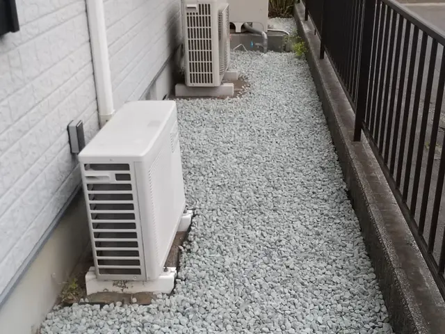 砂利敷き・各種砕石・青、黒、砂利・再生砕石、山砂販売サービスの画像