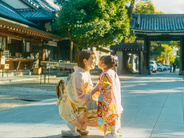 子育て経験者カメラマンが丁寧に寄り添う、思い出を彩る出張撮影サービス