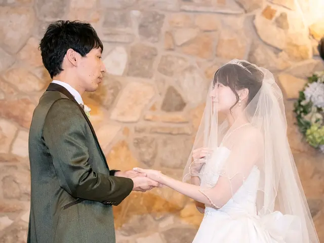 結婚式の写真データを重点的に欲しい！(遅くても次の日に納品可能)サービスの画像