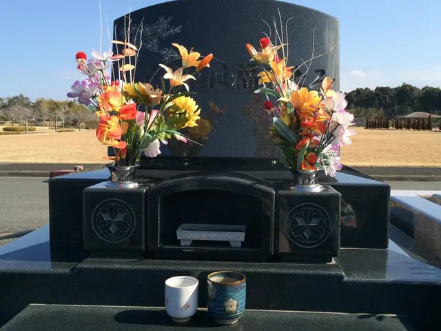 遠方の方お墓参り代行いたします。　当店におまかせください！サービスの画像