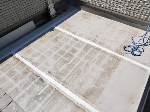 バルコニー徹底洗浄サービスの画像