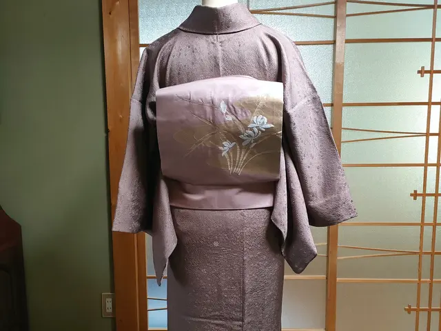 【亀岡市発】現役の着付け講師が訪問◎苦しくなく、美しい着姿に仕上げます。◎