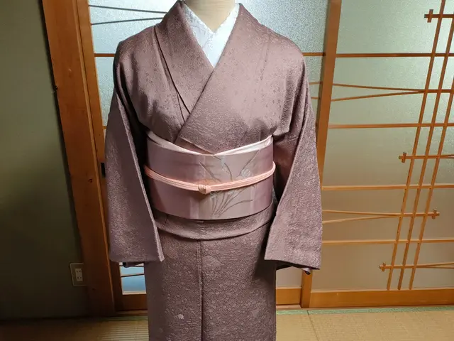 【亀岡市発】現役の着付け講師が訪問◎苦しくなく、美しい着姿に仕上げます。◎