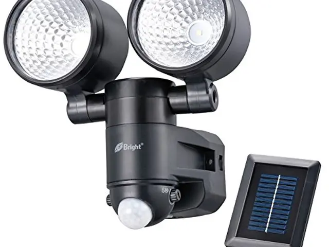 近頃は物騒な世の中です。センサーライトで防犯対策をしましょうサービスの画像