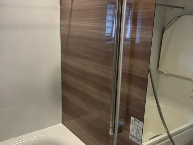 【懇切丁寧】お任せください！水垢、黒カビしっかり落とします！サービスの画像