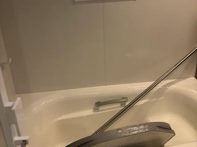 【懇切丁寧】お任せください！水垢、黒カビしっかり落とします！サービスの画像