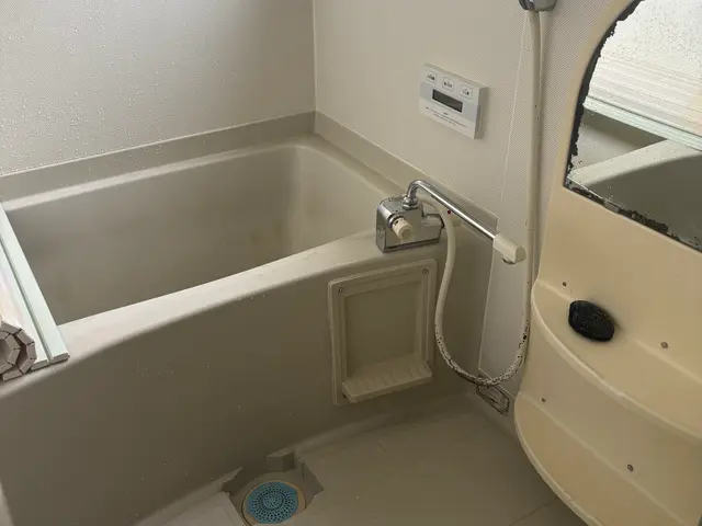 【懇切丁寧】黒カビ、水垢しっかり落とします！サービスの画像