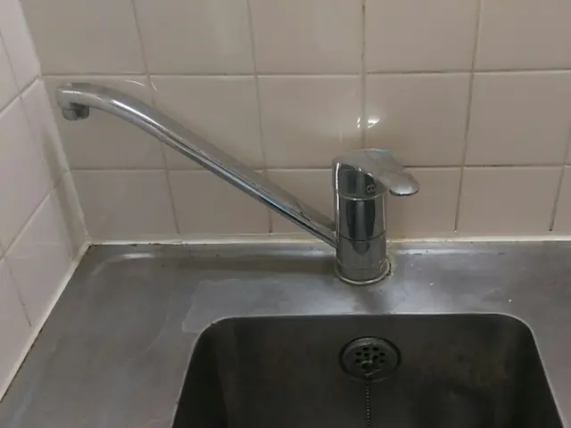 【作業歴15年以上国家資格保有】水栓蛇口交換・安心の取り付け施工保証1年付き！サービスの画像