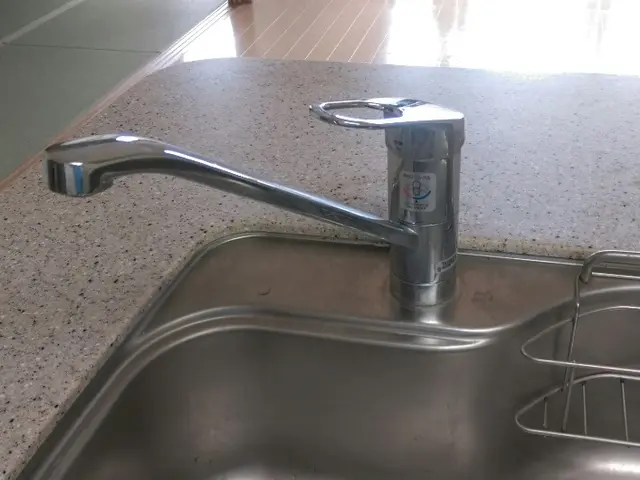 【作業歴15年以上国家資格保有】水栓蛇口交換・安心の取り付け施工保証1年付き！サービスの画像