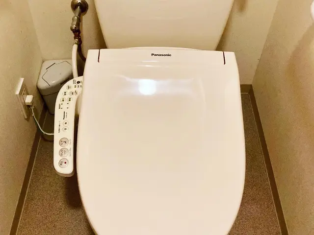 福岡市【ウォシュレット・温水便座の取替え】給水装置主任技術者！◎損害保険加入済みサービスの画像