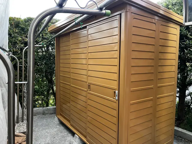 物置の塗装（錆止め+上塗り2回塗り）サービスの画像