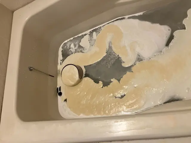 風呂釜（追い焚き配管）洗浄【風呂釜洗浄技士】サービスの画像