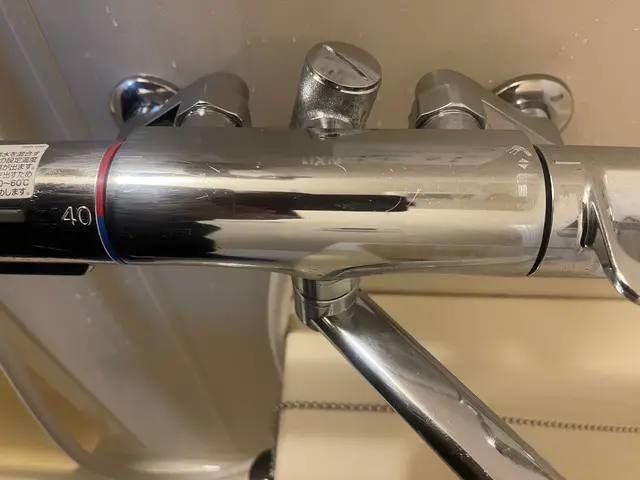 カビ、水垢、湯垢、石鹸カス…。お風呂は汚れの巣窟。私にお任せください！サービスの画像