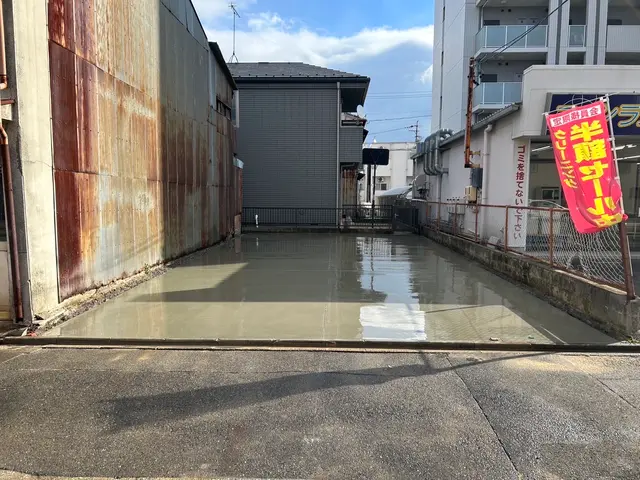 【年中無休】自信の完全自社施工◎駐車場代は当店負担♪サービスの画像