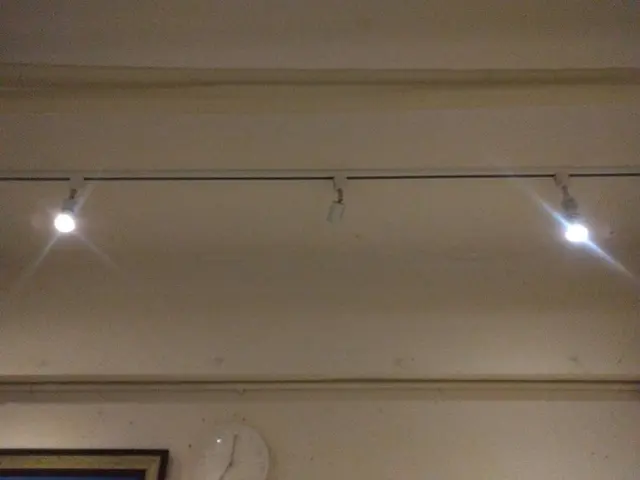 ダクトレール設置（～3ｍ）サービスの画像