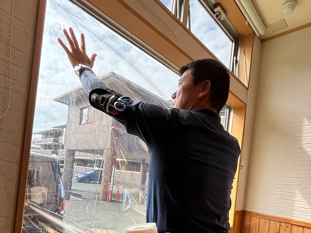 歯科医院およびご自宅専門！”安心と快適”を届ける窓ガラスフィルム施工。サービスの画像