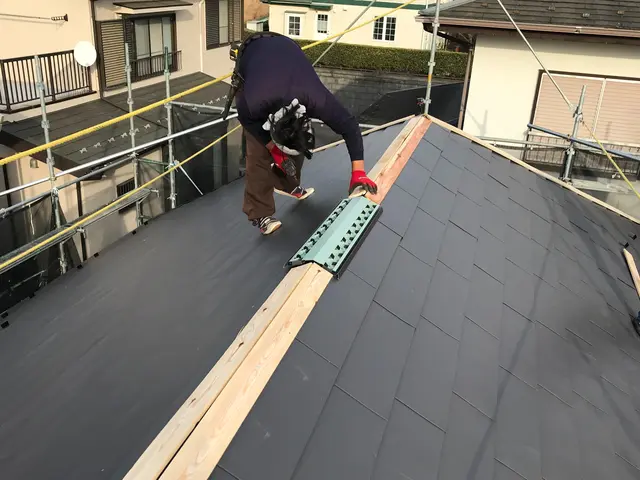 【職人歴10年】屋根の修理が大好きです。お客様の家の屋根をしっかり直します！サービスの画像