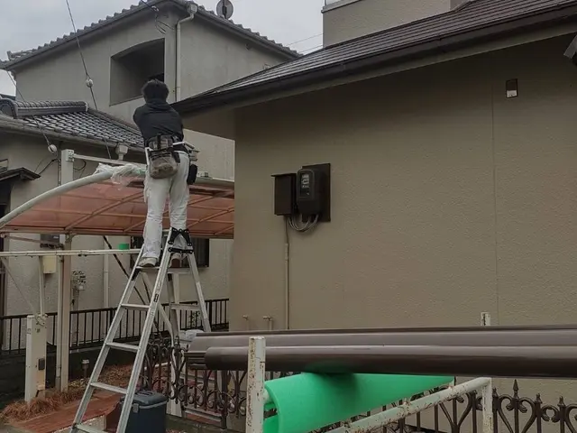 雨樋掃除　修理サービスの画像