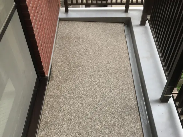 【11/4〜予約可】換気扇やお風呂みたくベランダも綺麗にしましょう！非喫煙者ですサービスの画像